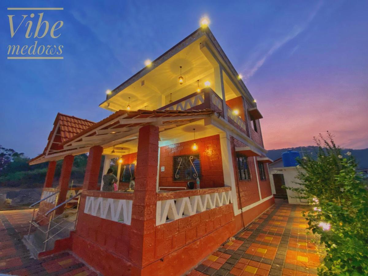 Vibe Meadows Villa With Private Swimming Pool Near Kashid Beach エクステリア 写真