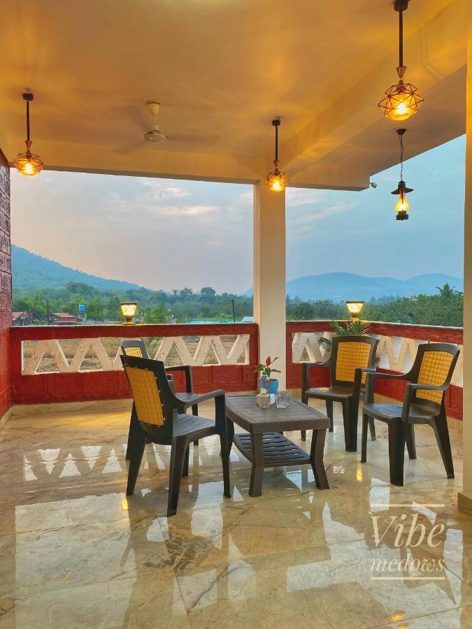Vibe Meadows Villa With Private Swimming Pool Near Kashid Beach エクステリア 写真